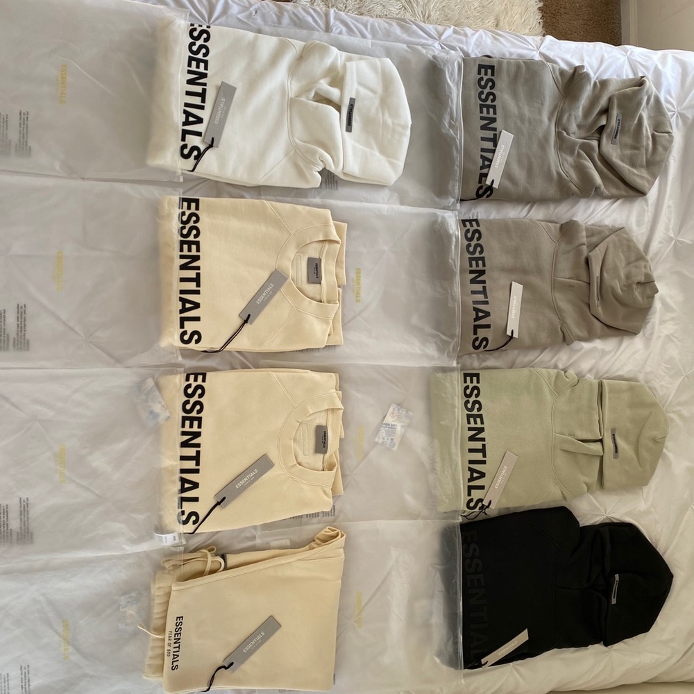 FEAR OF GOD : ESSENTIAL BRAND